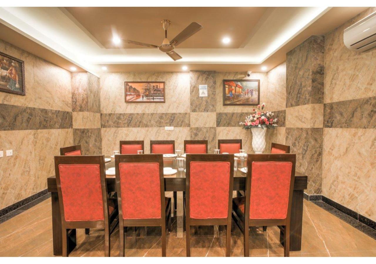 Kusum House Bed & Breakfast Greater Noida Ngoại thất bức ảnh