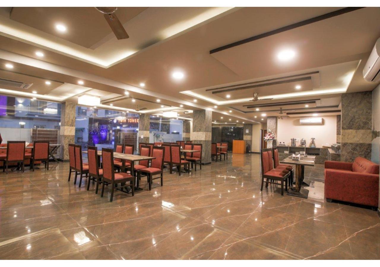 Kusum House Bed & Breakfast Greater Noida Ngoại thất bức ảnh