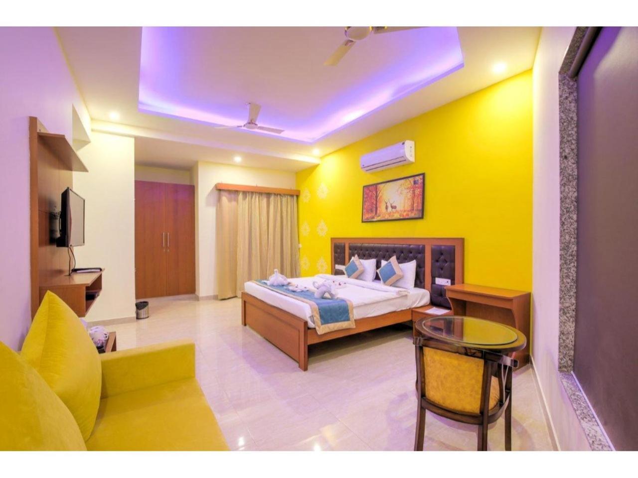 Kusum House Bed & Breakfast Greater Noida Ngoại thất bức ảnh